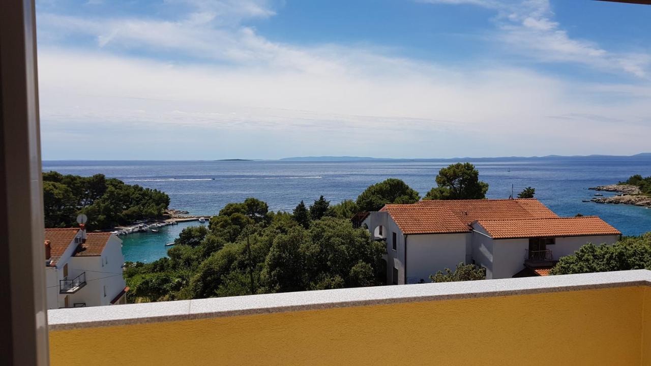 Premium Appartments Suha Punta Kampor Екстериор снимка
