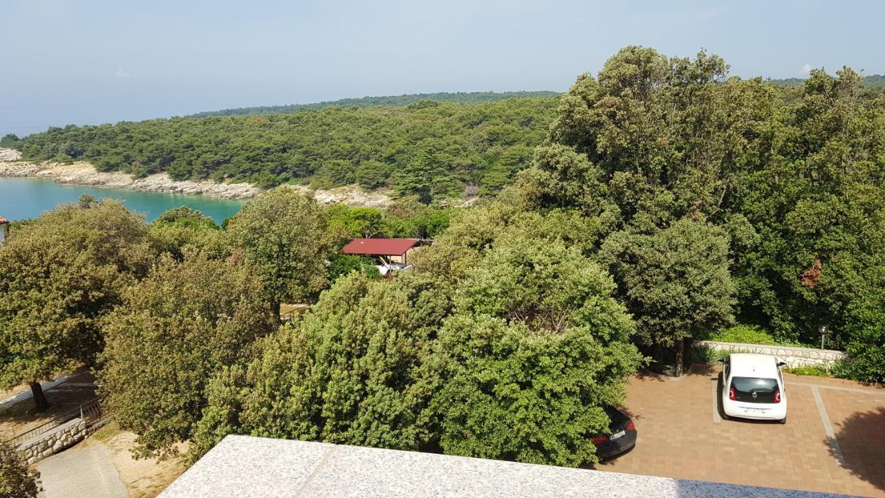 Premium Appartments Suha Punta Kampor Екстериор снимка